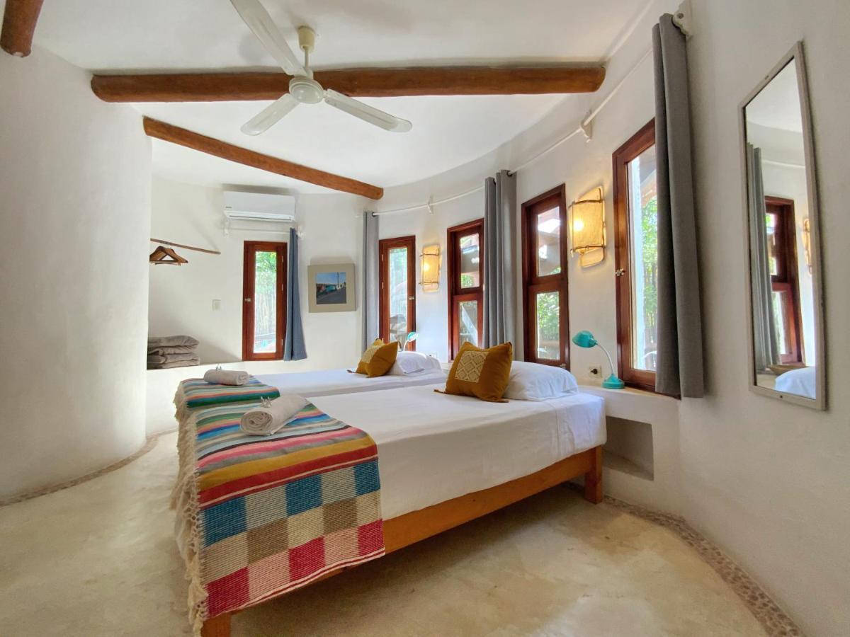Casa Cacahuate Holbox-Casa Entera Con Jardin-Whole House With Garden Villa Exterior photo